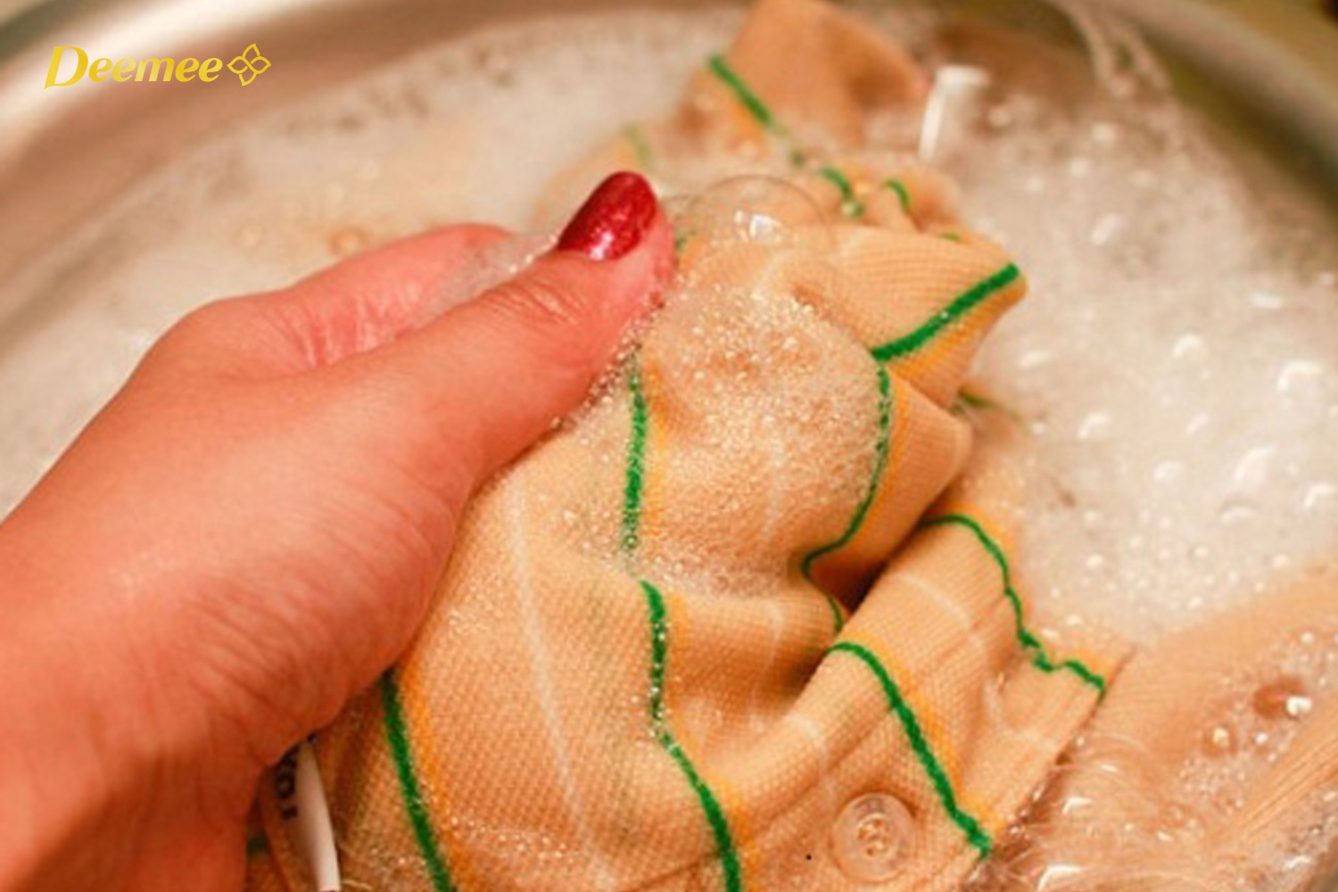 Bí quyết giặt đồ thơm lâu như tiệm